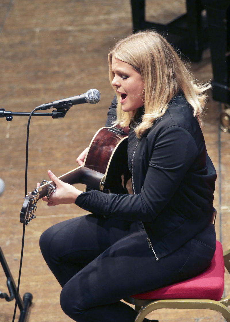 House singing 2017 judge Ella Rothwell performing at Colston Hall